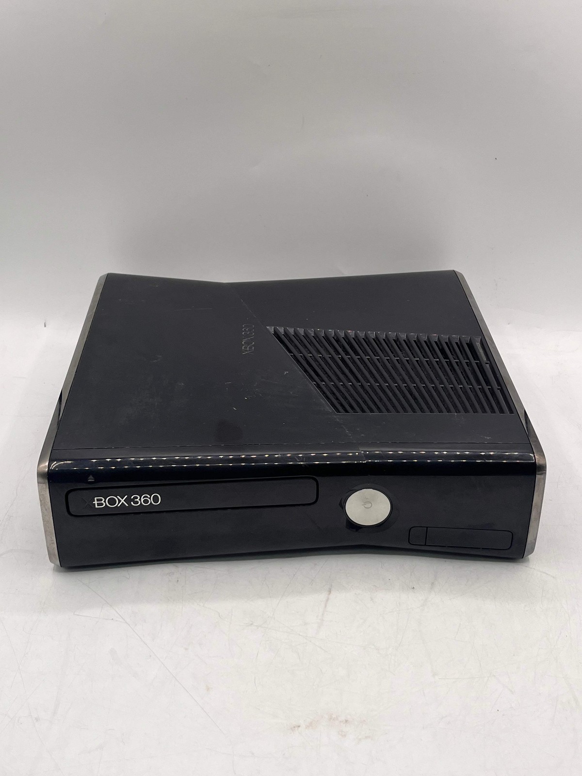 Microsoft Xbox 360 S (1439) 2010 250GB Black Video Game System