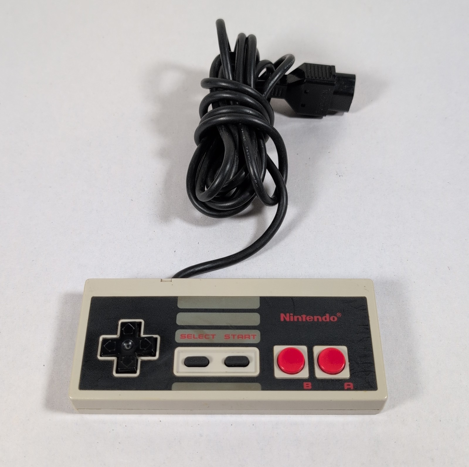 Nintendo NES-001 Console W/ Mario Duck Hunt Controller Light Gun Tested Working