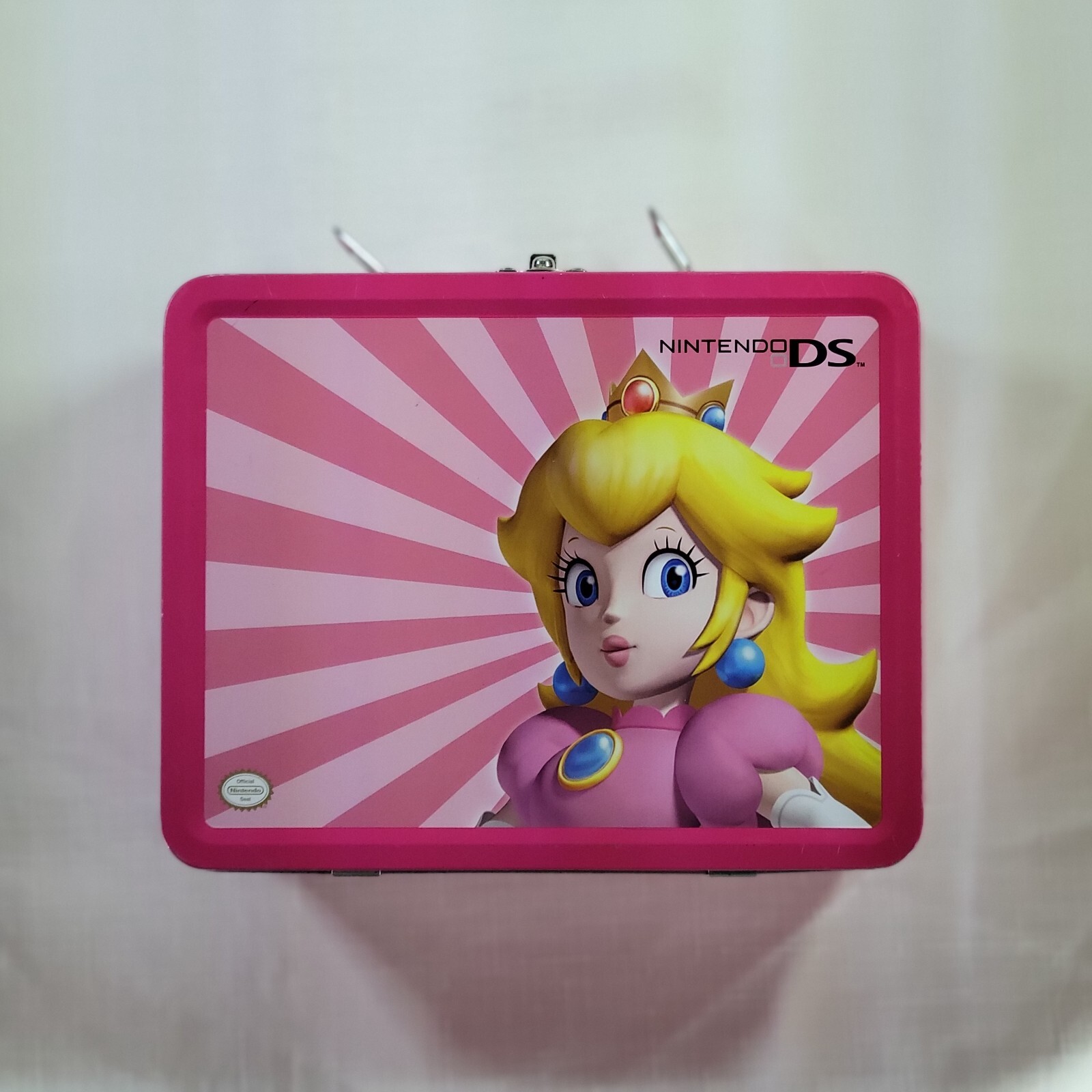 Nintendo DS Lite Metallic Rose Pink + Super Princess Peach Lunchbox ⭐️ Damage ⭐️