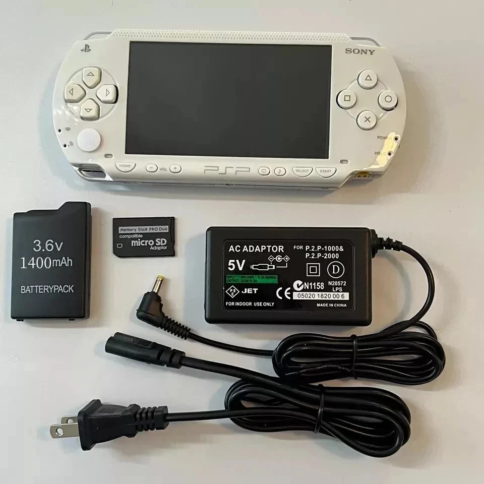 Sony PlayStation PSP 2000 Console with Charger Region Black/White/Pink 80-90%NEW