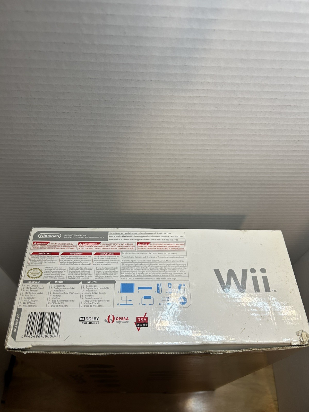 Nintendo Wii White Console TESTED,2 controllers 4 GAMES 2 RECHARGEABLE BATTERIES