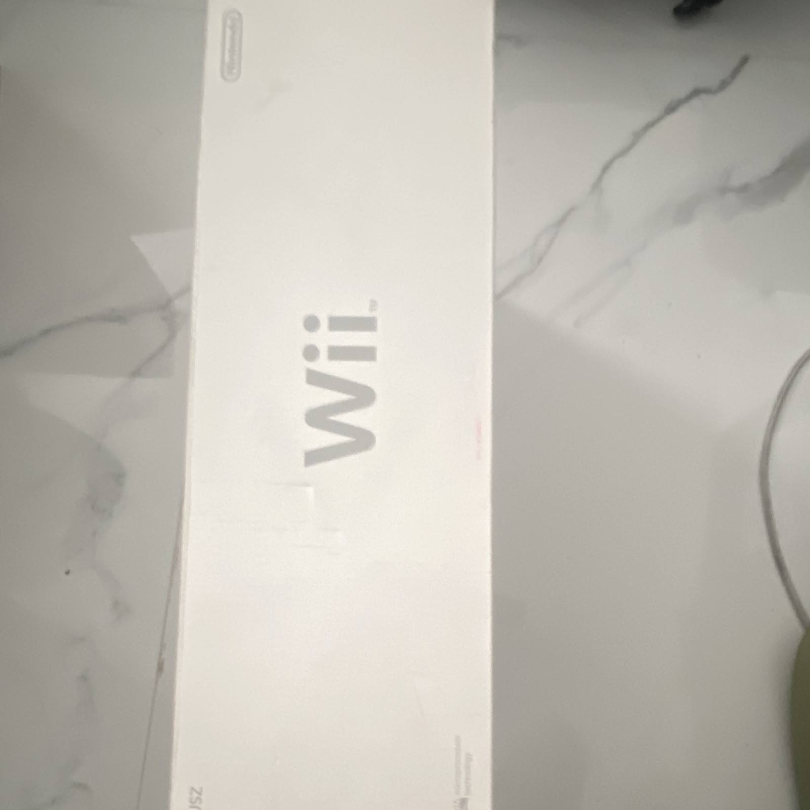 Nintendo Wii White Console w/ Wii Sports + Resort NTSC-U/C Wi-Fi 480p RVL-001
