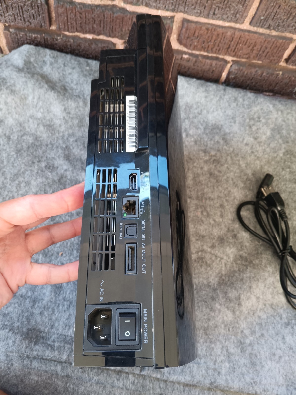 Sony PlayStation 3 PS3 CECHE01 80GB Backwards Compatible Console Powers On