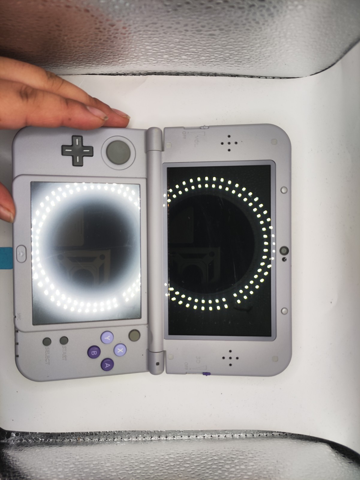 Nintendo New Nintendo 3DS XL SNES Edition Gray 4 GB Handheld Console (NTSC)