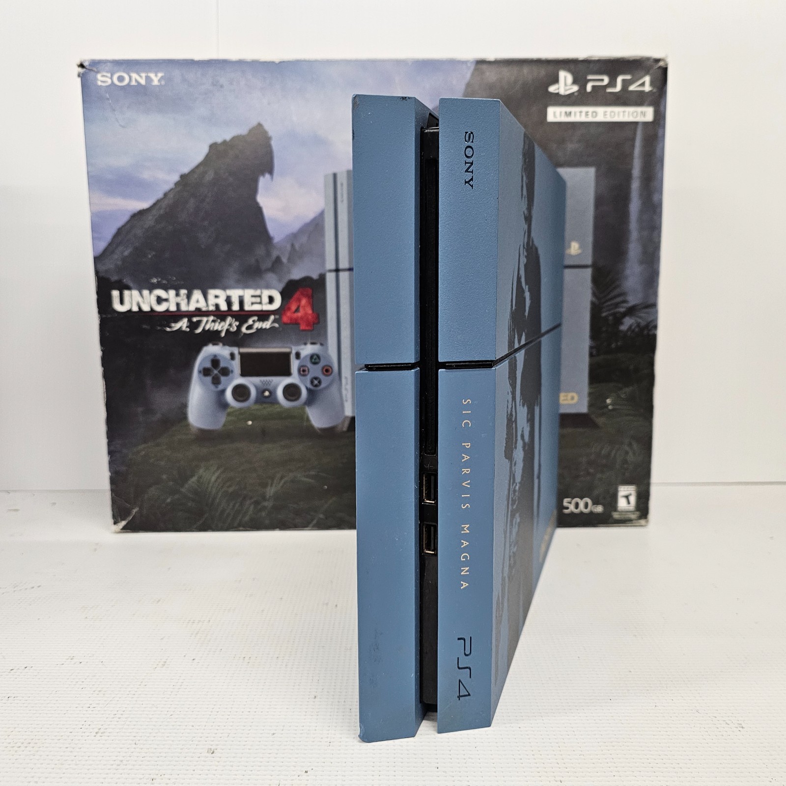 Sony PlayStation 4: Uncharted SE 10.01 500GB CUH-1215A Console + SE Cont. (read)