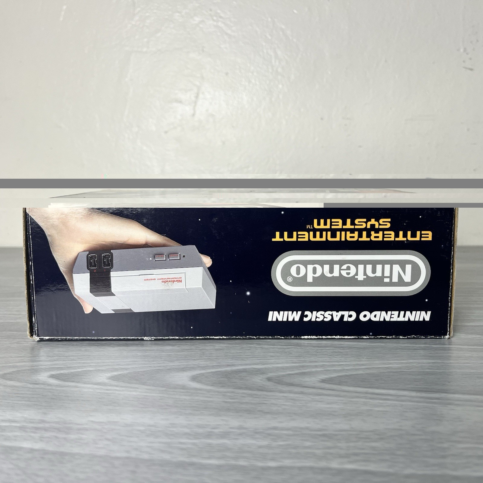 EU Nintendo NES Mini Classic Edition HDMI Console with 30 built-in Games Genuine