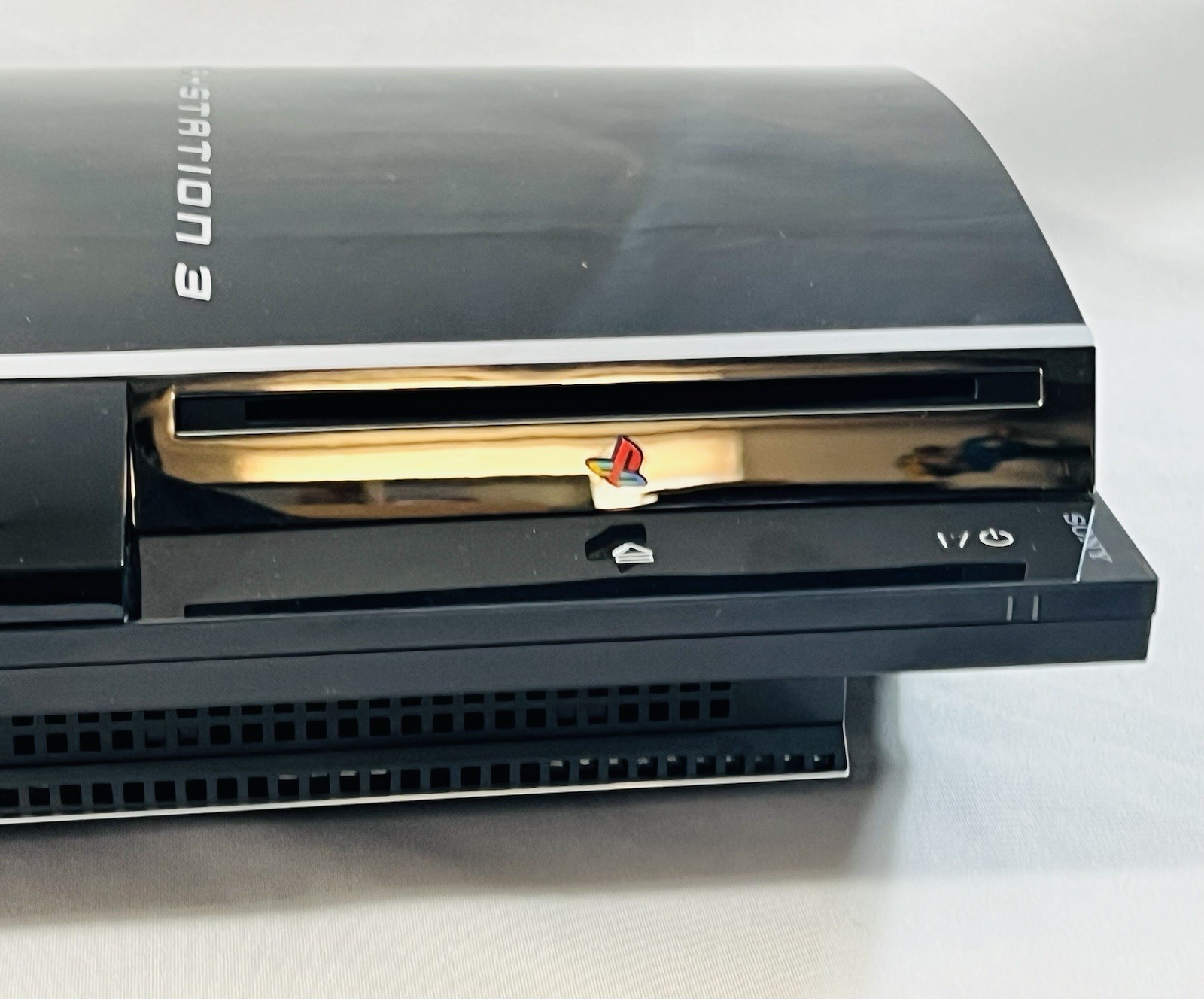 Sony PlayStation 3 80GB Console PS3 Bundle CECHE01 Backwards Compatible 3 games
