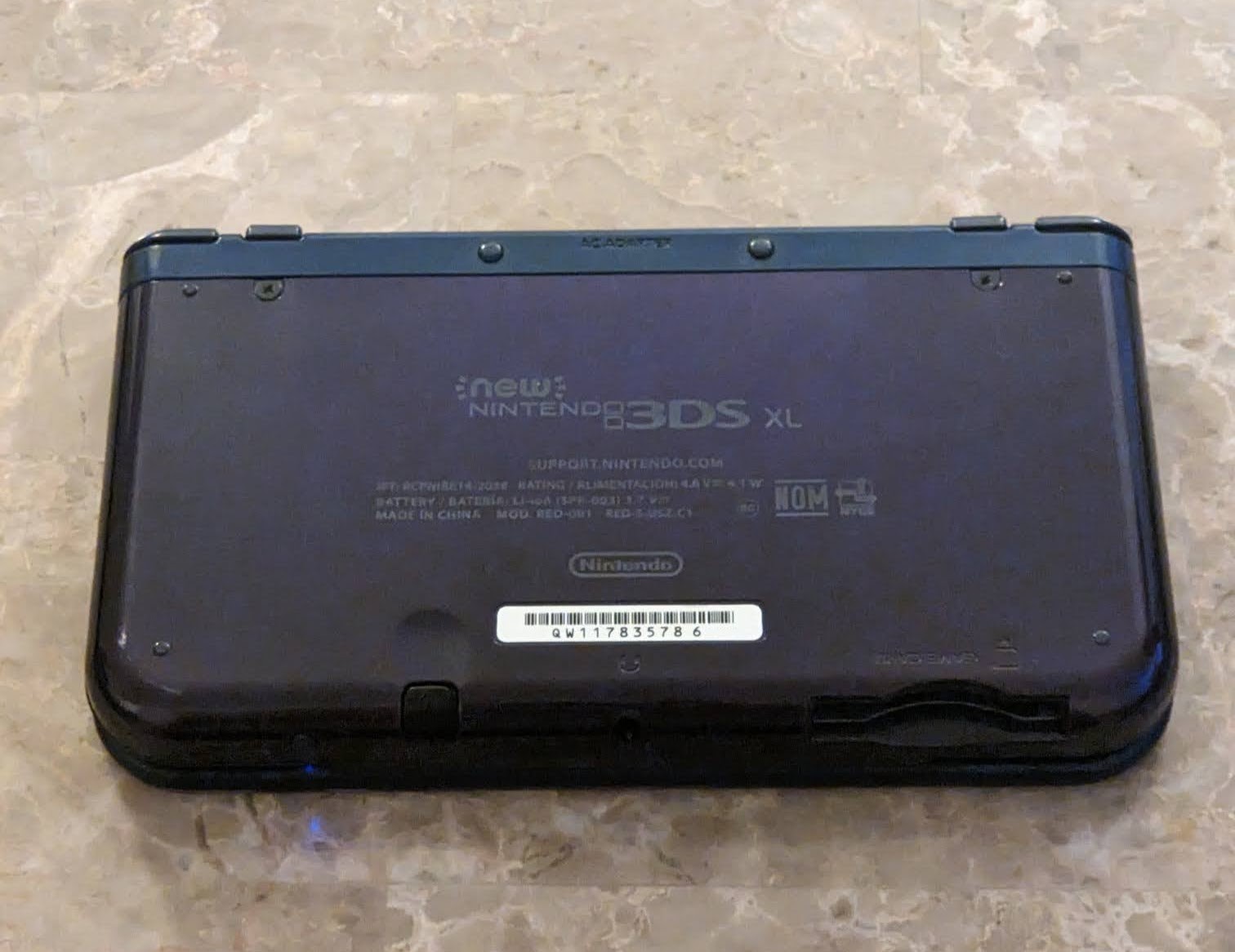New Nintendo 3DS XL Galaxy Edition Handheld System – Purple with Case & Charger