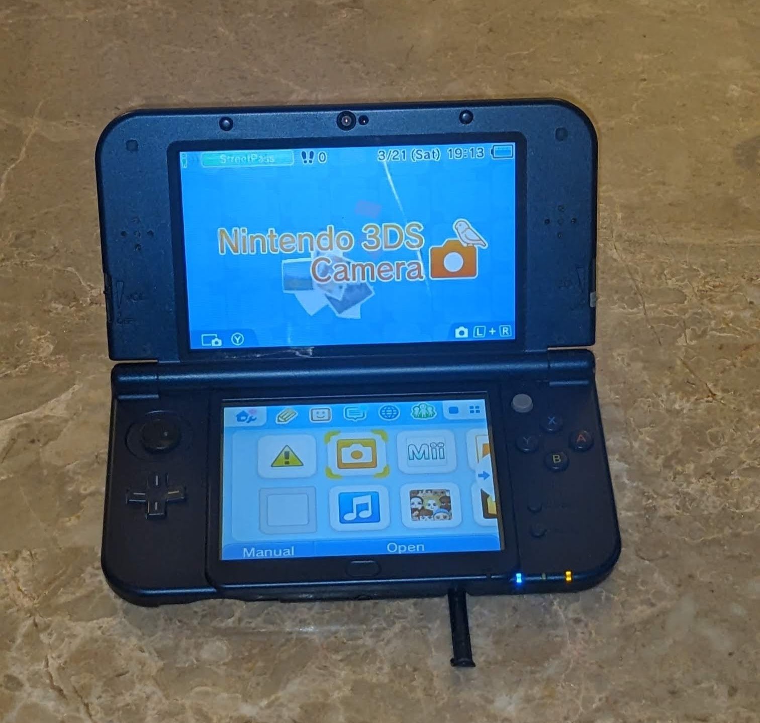 New Nintendo 3DS XL Galaxy Edition Handheld System – Purple with Case & Charger