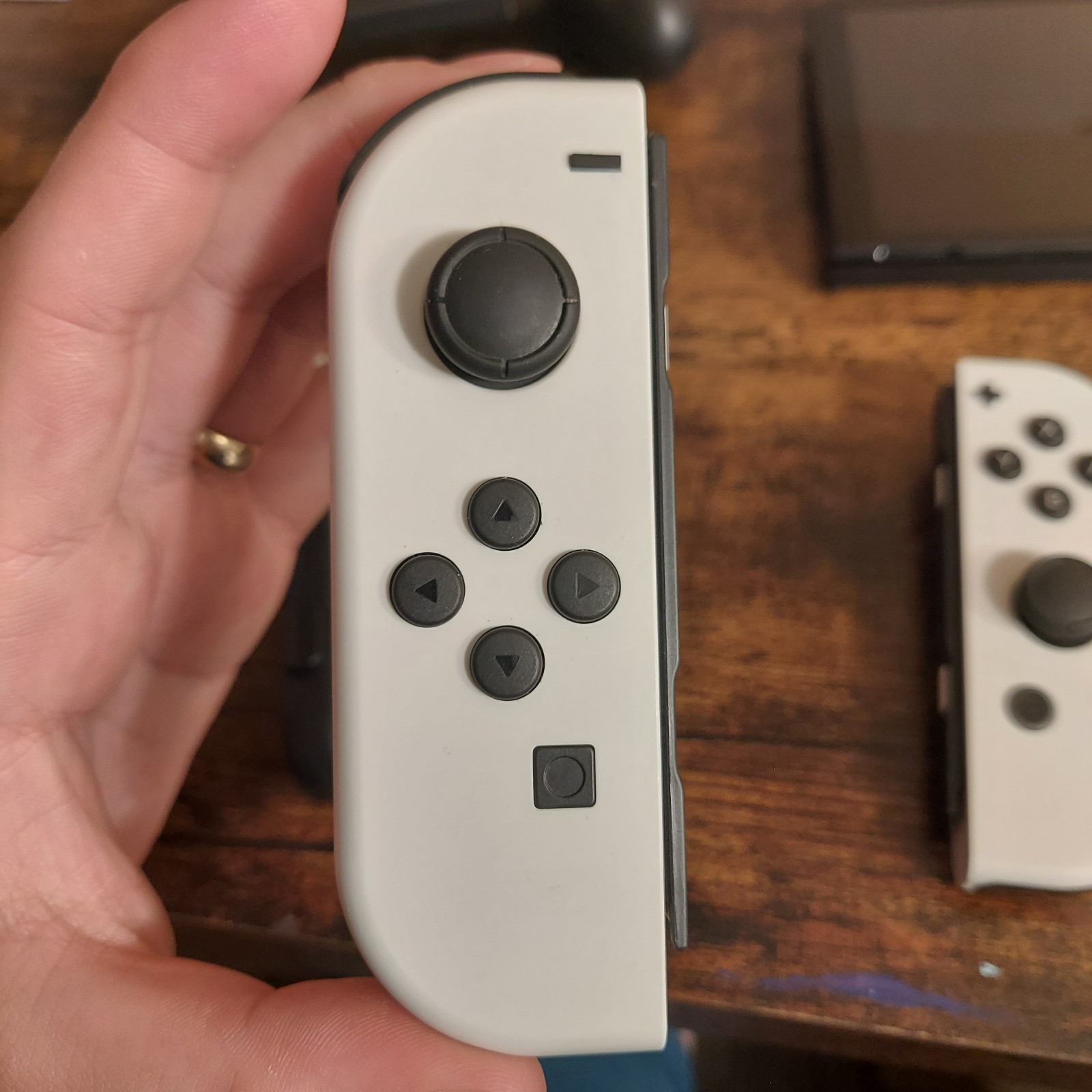 Nintendo Switch OLED Model 64gb White Joycons Bundle