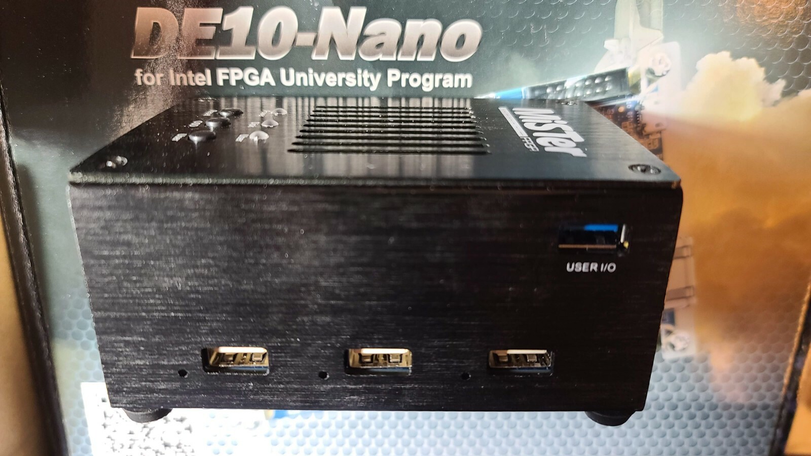 MiSTer FPGA Terasic DE10 Nano + Case + 128MB + USB HUB + IO + 64GB SD preloaded!