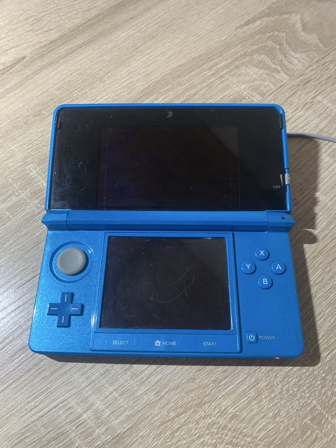 1329 Nintendo 3DS Light Blue For Parts