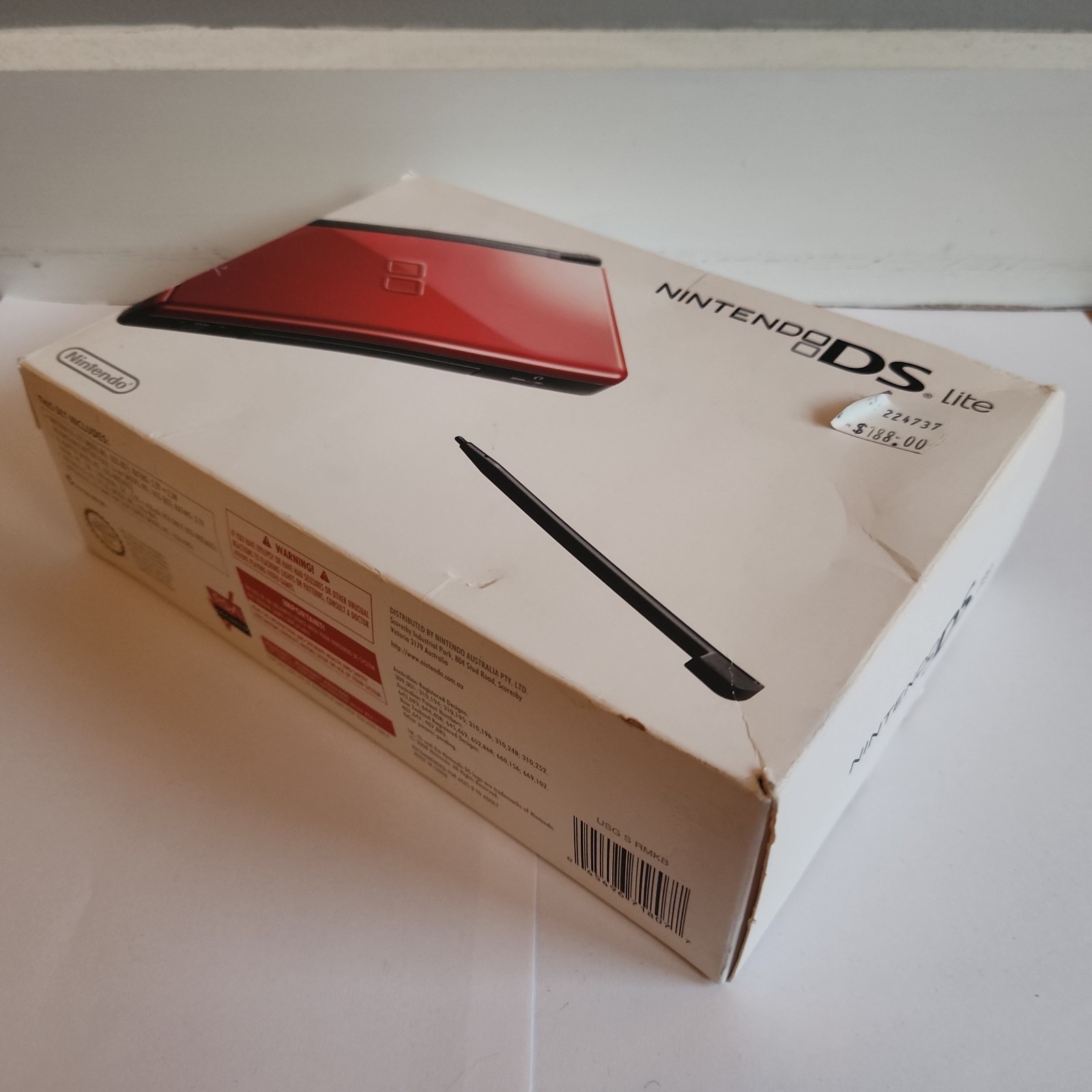Nintendo DS Lite Red/Black boxed /w insert, manuals and accessories – Aust model