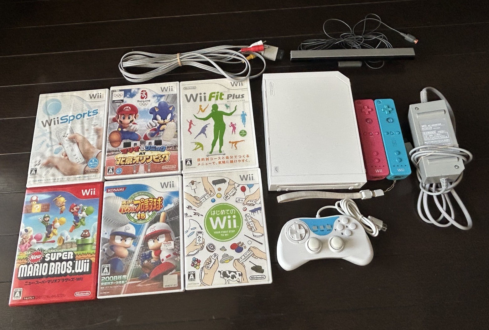 Nintendo Wii White Console Bundle 2 Wii Pink Blue Answers Classic Mario 6 Games
