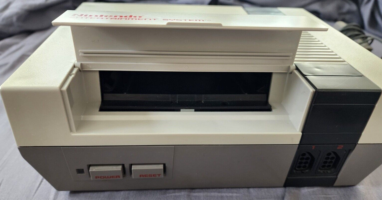 NINTENDO NES CONSOLE ORIGINAL SYSTEM GAMES SUPER MARIO 1 2 3