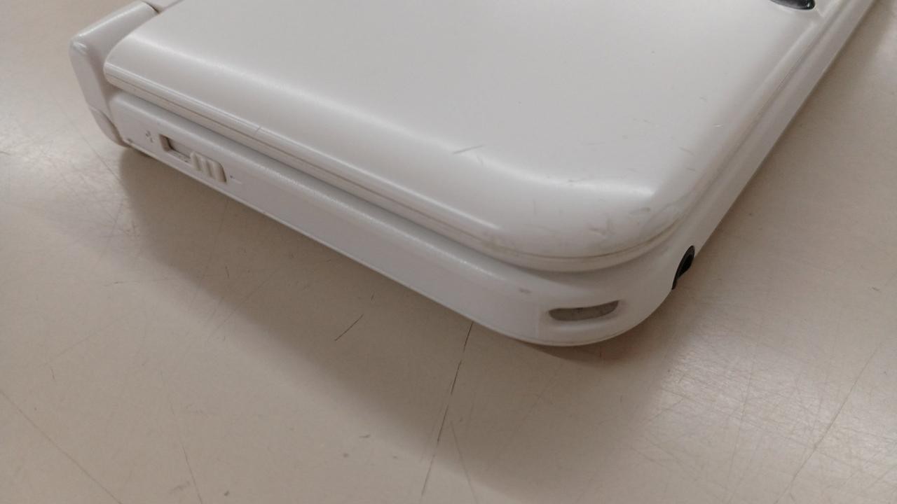 NINTENDO SPR-001 3DSLL