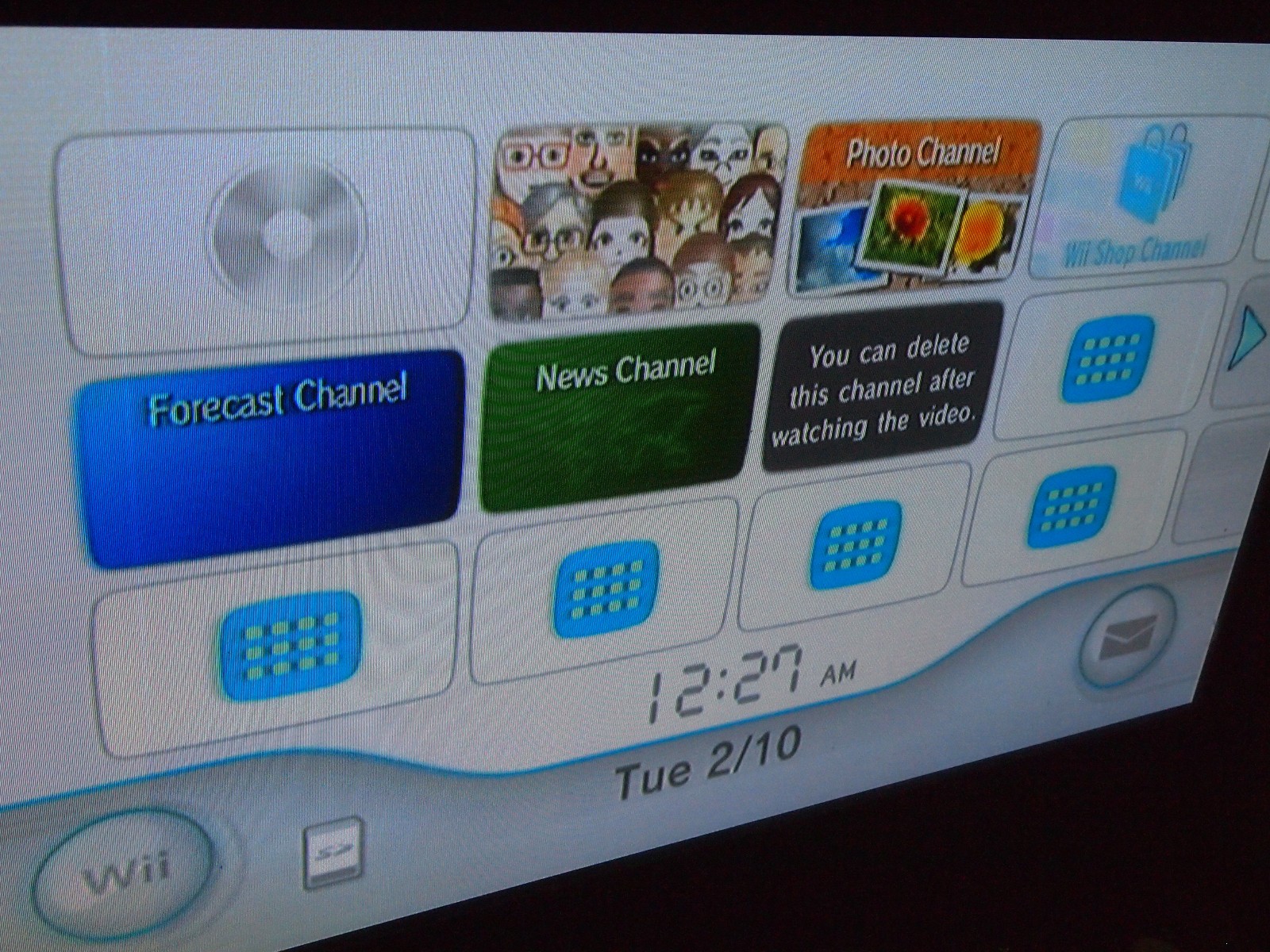 Nintendo Wii Console Bundle Lot 14 Games Wii Attachments and Controllers
