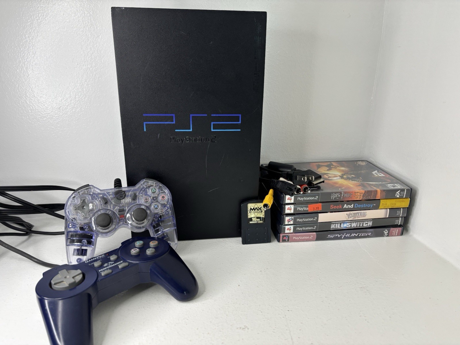 Sony PlayStation 2 (SCPH-39001) Comes With Cables, Controller, & Games. Tested