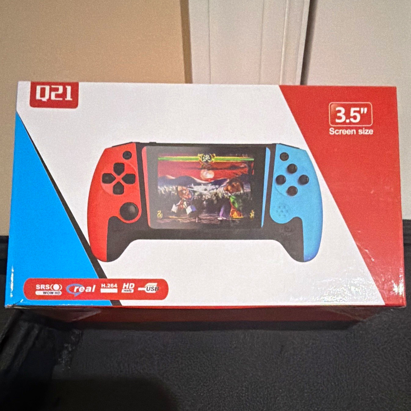 Q21 Handheld Game Console 3.5″ Screen 8-Bit USB Region Free HD Red/Blue
