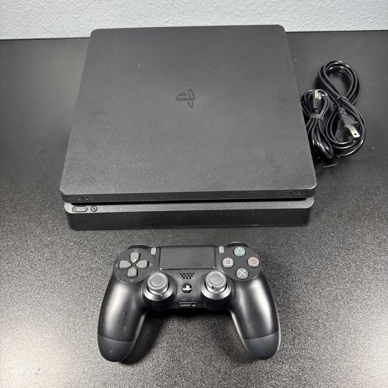 PlayStation 4 Slim 500 GB Black (Japan Model) CUH 2100A w/ Controller