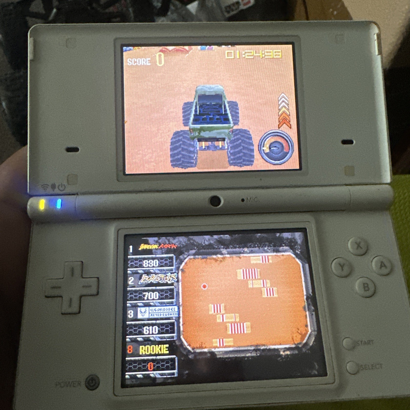 Nintendo DSi Handheld Game Console – White Japanese