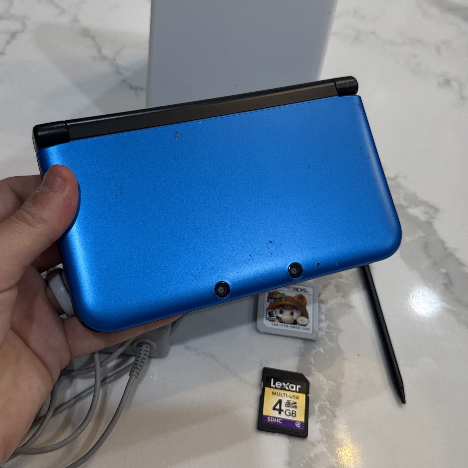 Nintendo 3DS XL Handheld System Console – Blue – Tested + Charger & Mario!