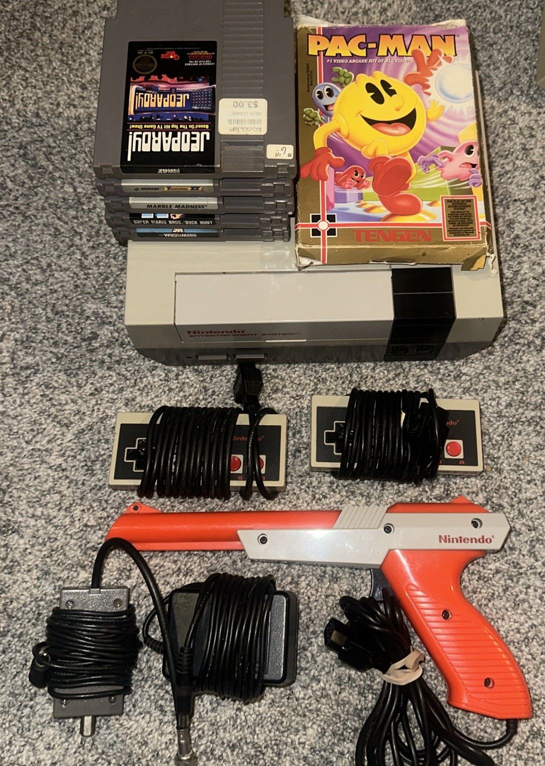 NES Nintendo System Console NES-001 6 Game Bundle! 2 Controllers, Zapper, Etc.
