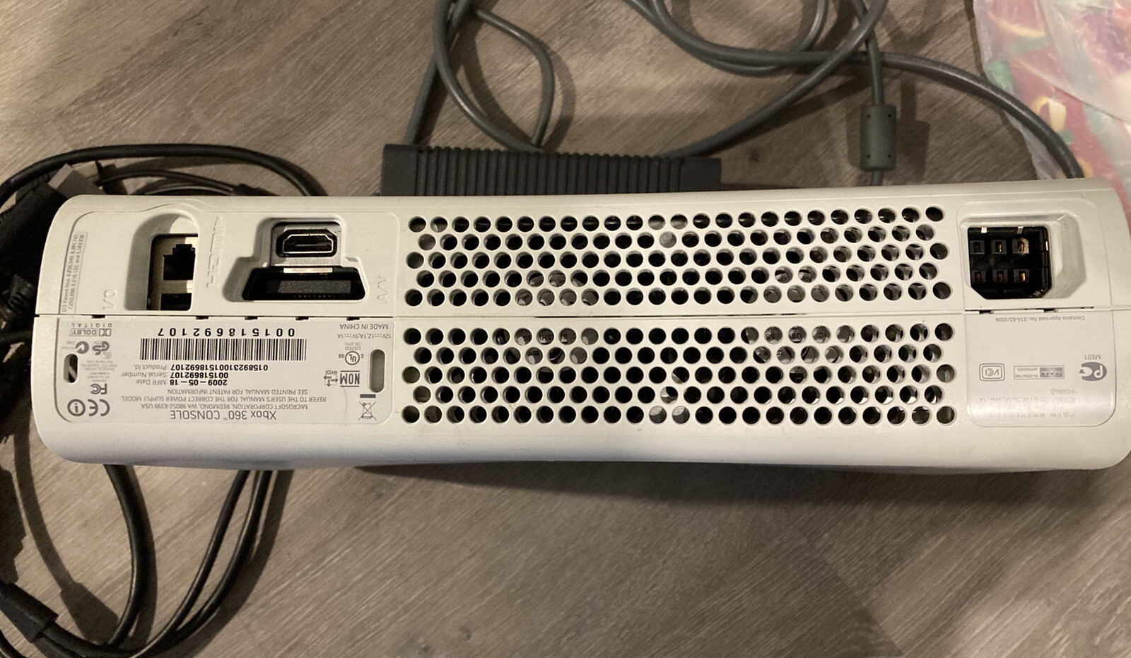 Microsoft Xbox 360 White Console 4GB Core System Controller HDMI