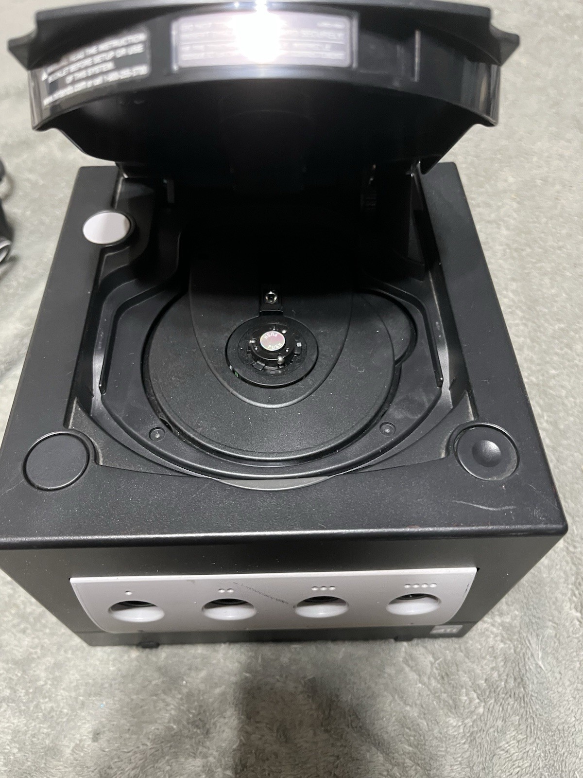 Nintendo GameCube DOL-101(USA) Black Console with Yoshi Controller and Cables