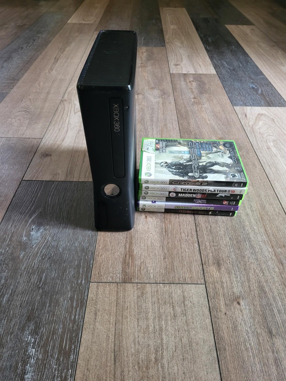 Microsoft Xbox 360 S Console And Games No Hard Drive Or Cords – Tested & Works
