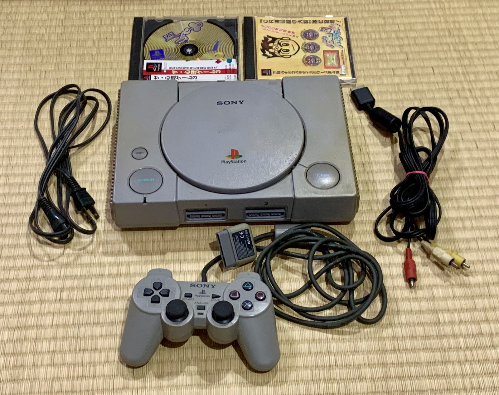 Sony PlayStation 1 PS1 Console Full Set Controller Cables Games Working JAPAN