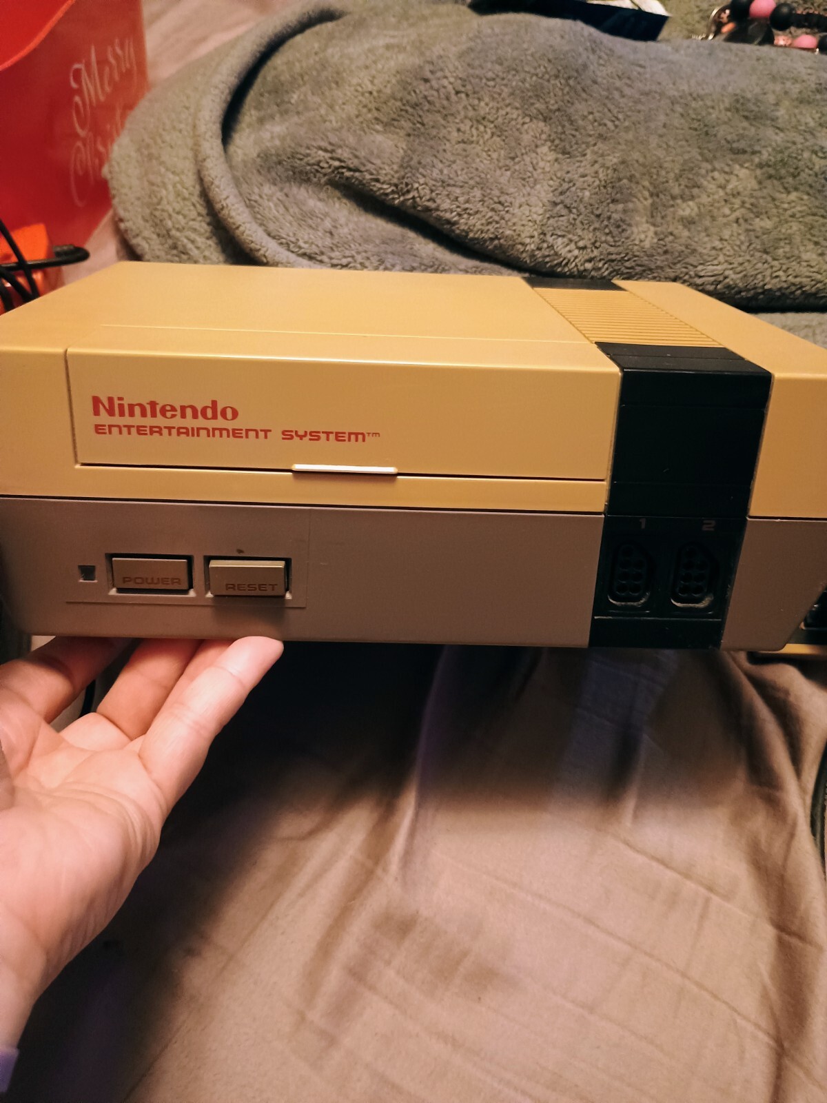 Nintendo Entertainment System NES Console – Gray (NES-001)