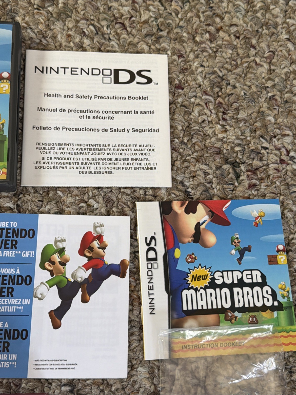 Nintendo DS Lite Special Edition Mario Red Super Bros Near Mint