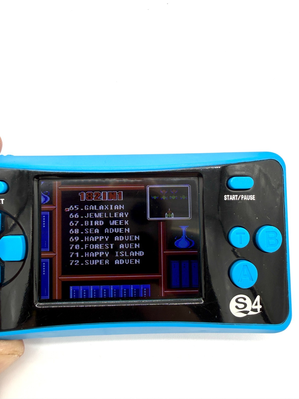 Handheld Game Console 182 Built-in Classic 8-Bit Games 2.5″ LCD Screen