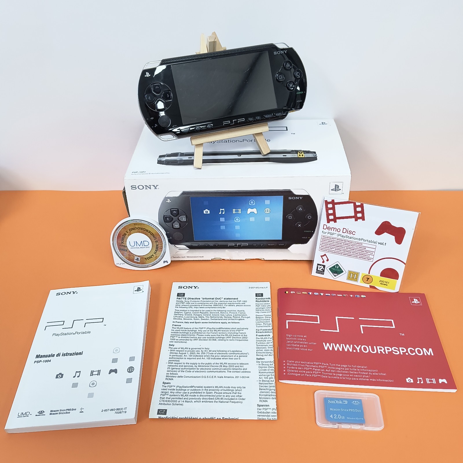 Sony PlayStation PSP 1004 Black Console FULL BOX + 2GB SD + TONY HAWKS UMD