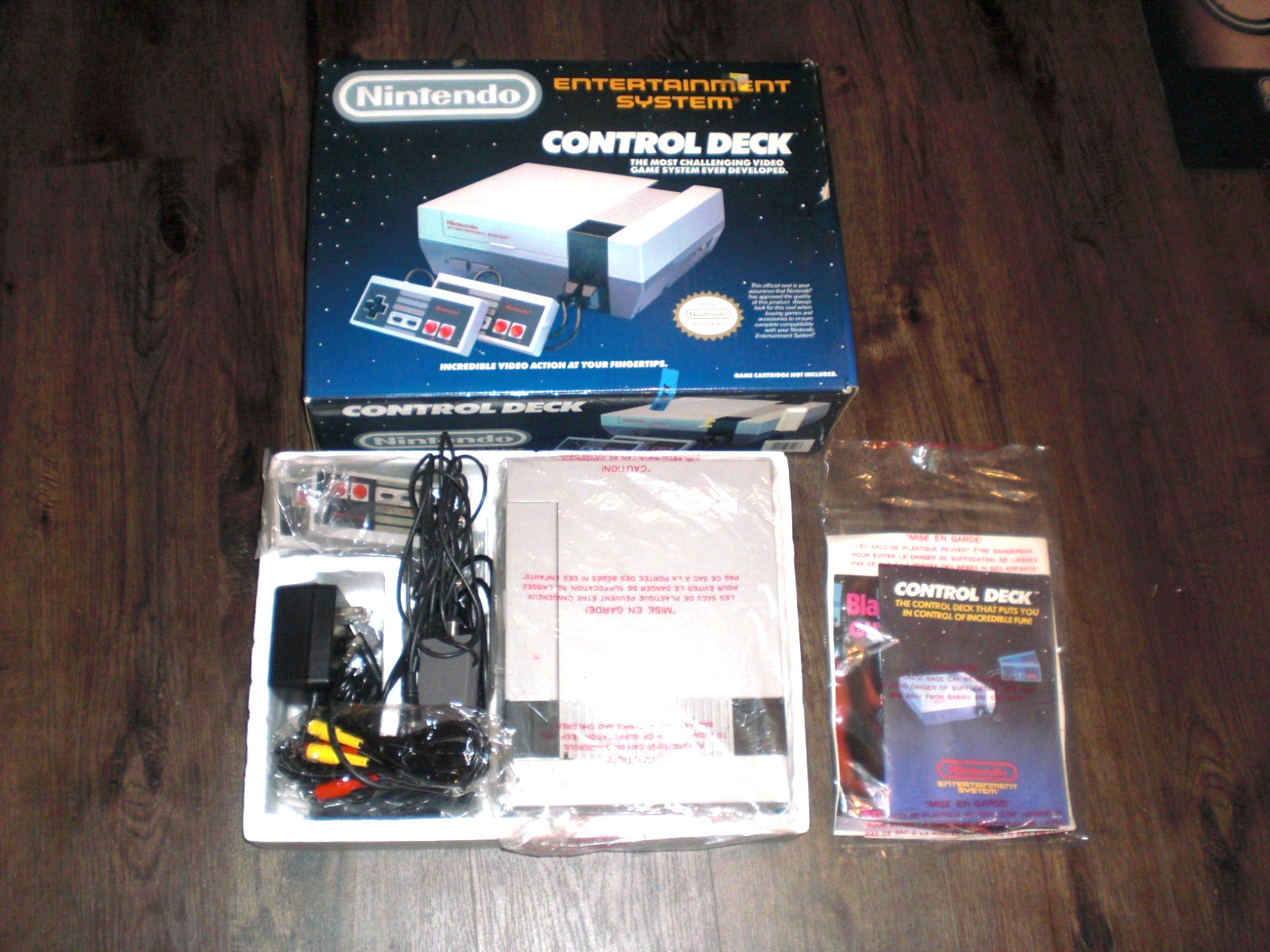 1985 Nintendo Entertainment System NES Control Deck Console System COMPLETE CIB