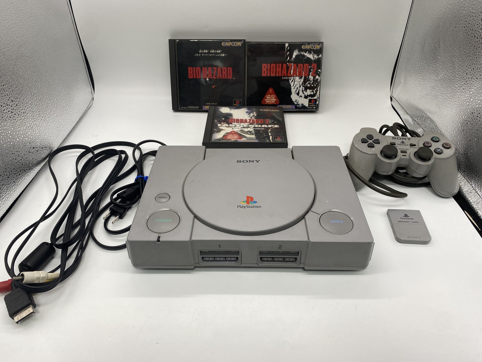 PlayStation 1 PS1 Console w/ Resident Evil Biohazard 3 set SCPH-7000 JP Ver.