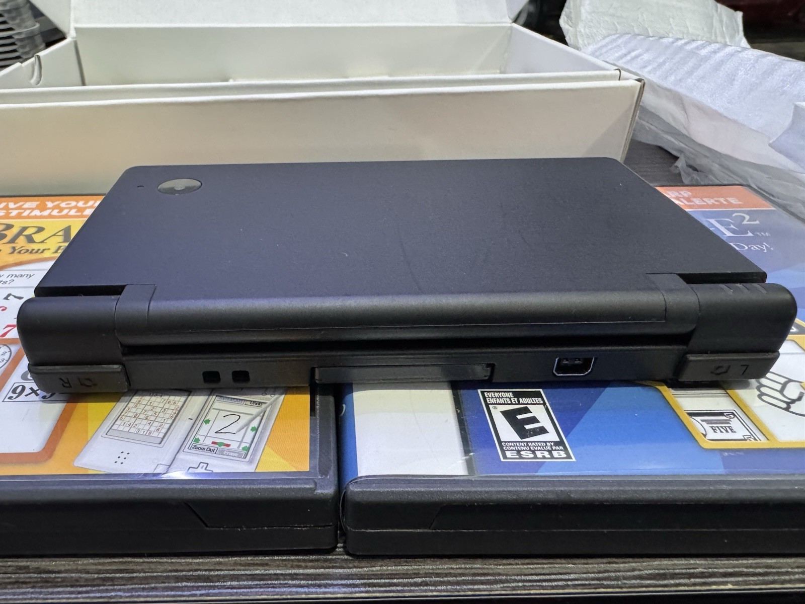 Nintendo DSi Launch Edition Black Handheld System – Very Good