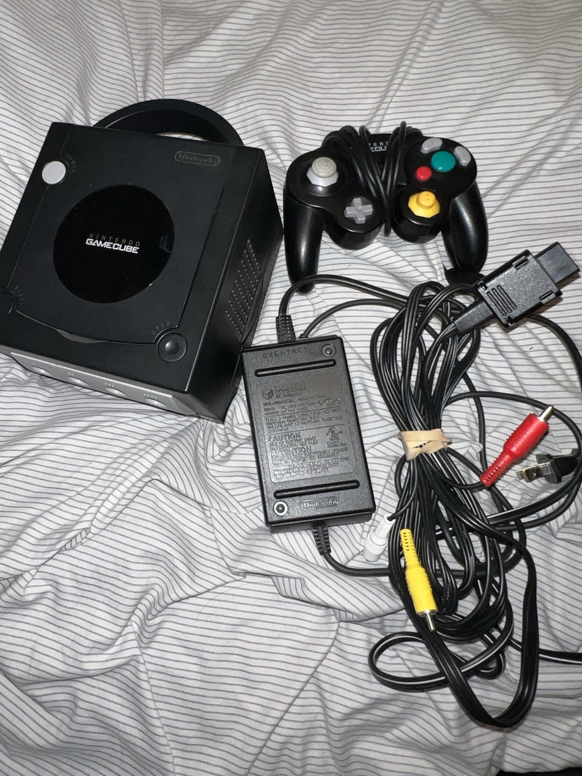 Nintendo GameCube Game Console System Black DOL-001