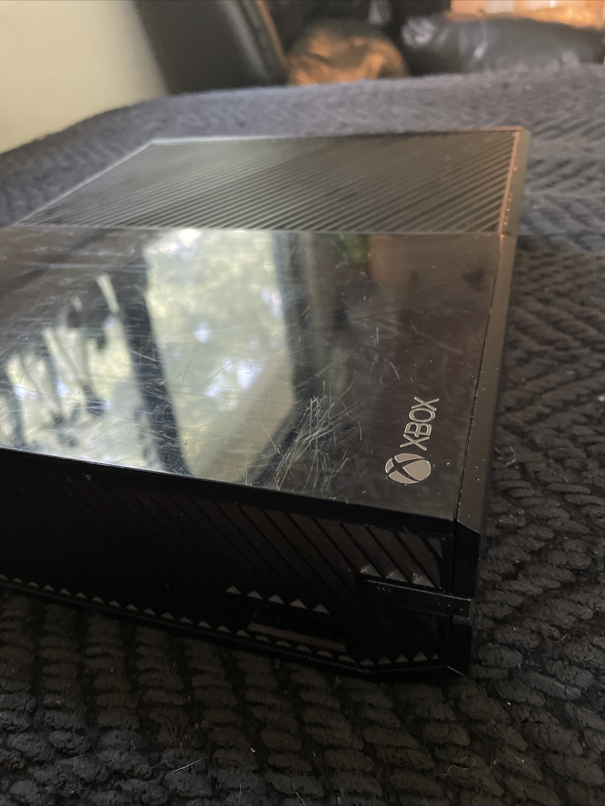 Microsoft Xbox One with Kinect 500GB Black Console – 7UV-00077