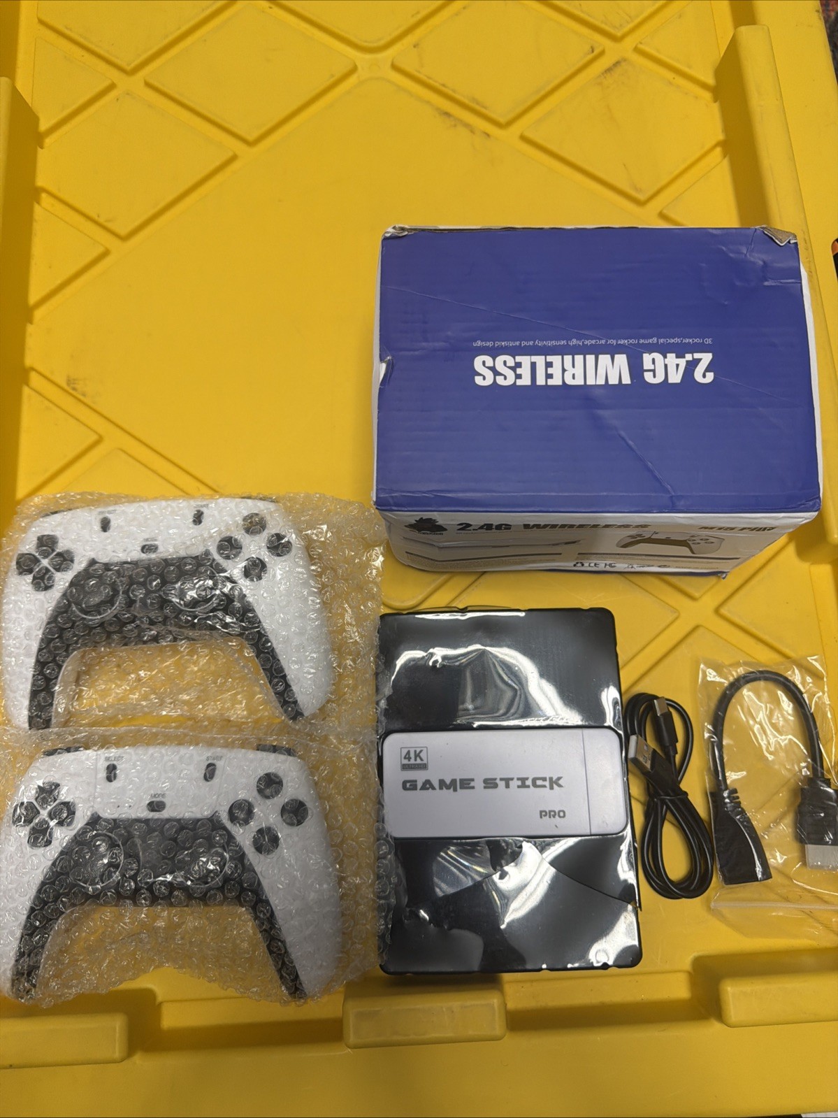 SJGAM M15 Plus 2.4G Wireless Retro Game Console Stick HD Output Dual Controller