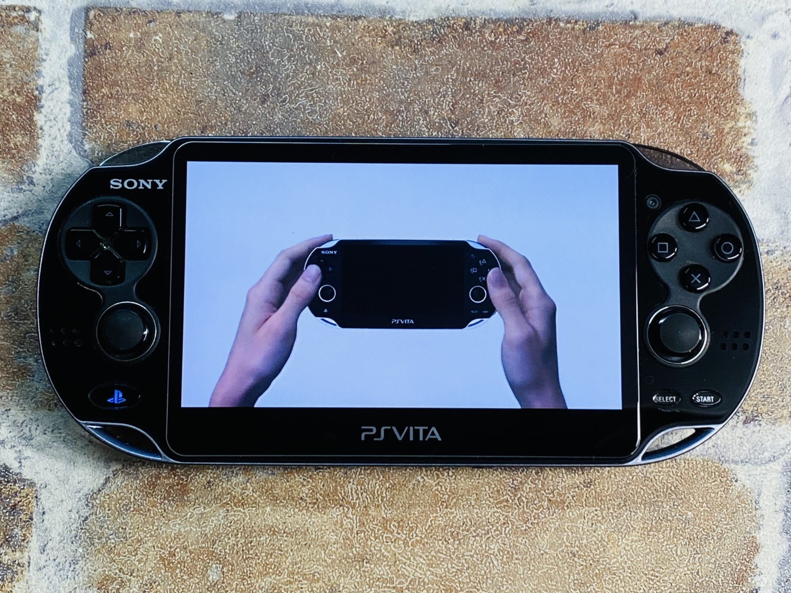 PS Vita PCH-1100 Crystal Black SONY Playstation 8GB Charger Mobile Case Ex DDP