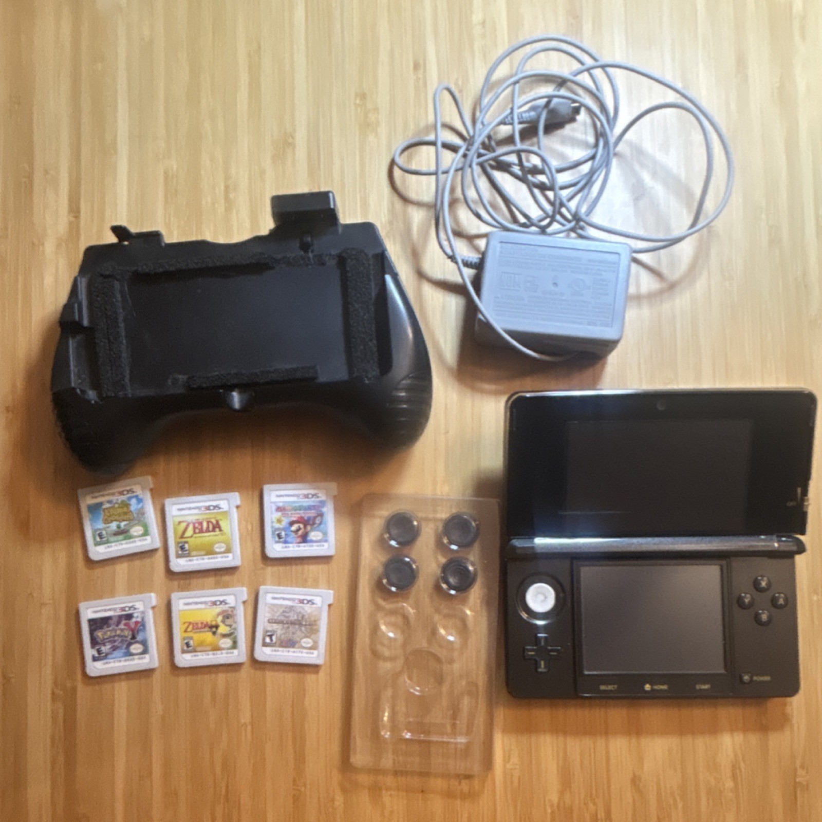 Nintendo 3DS Legend of Zelda Limited Edition excellent with accessories