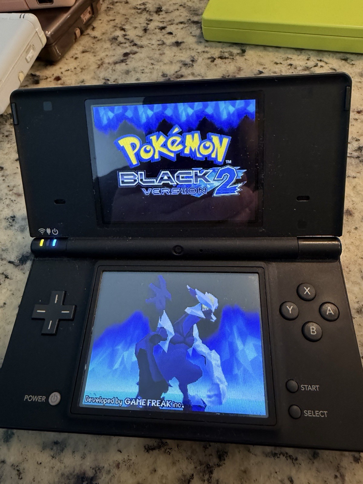 Nintendo DSi Black Handheld System Games Stylist Charging Cord. Clean Screens