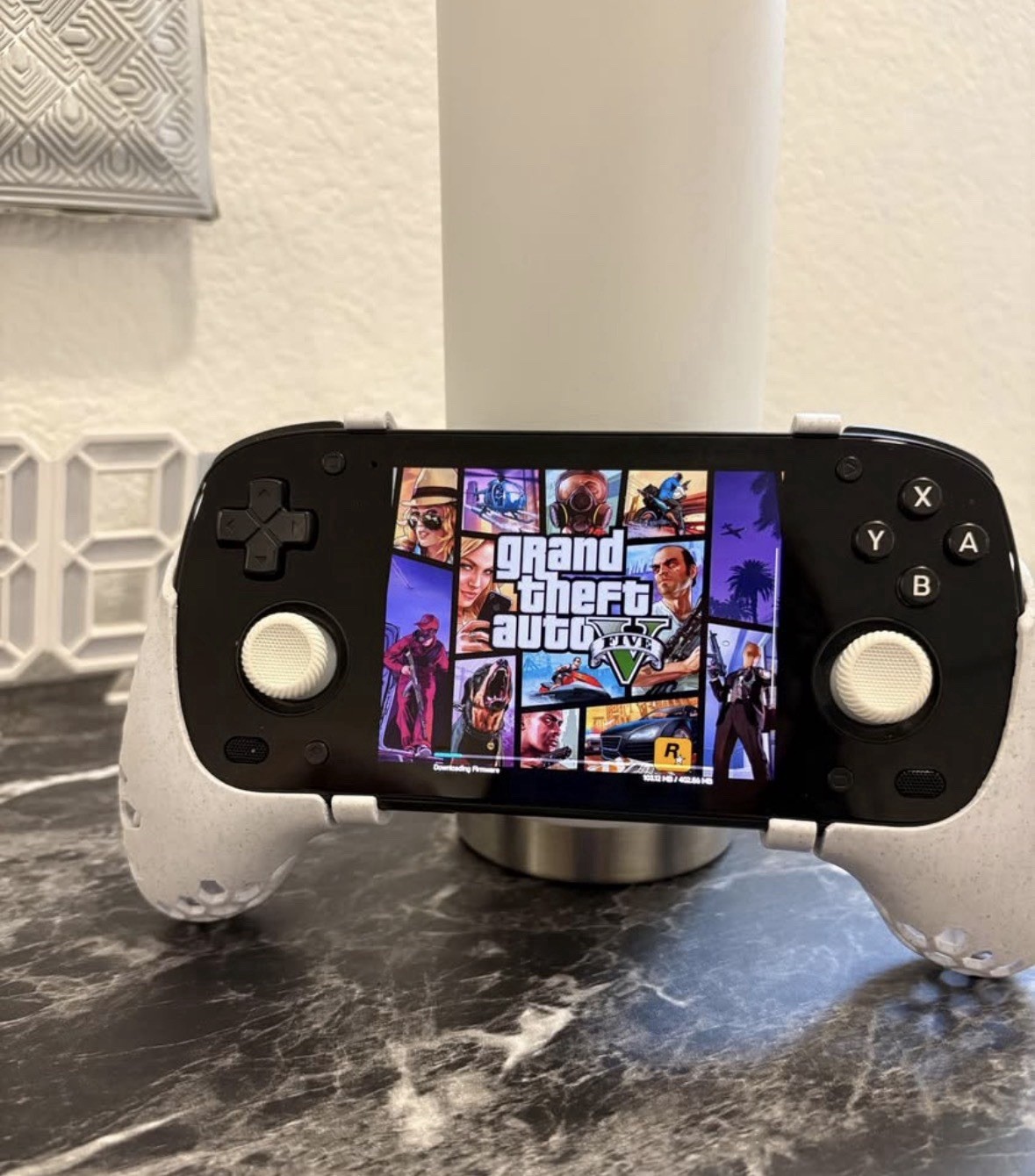 Retroid pocket mini V2 handheld console with accessories