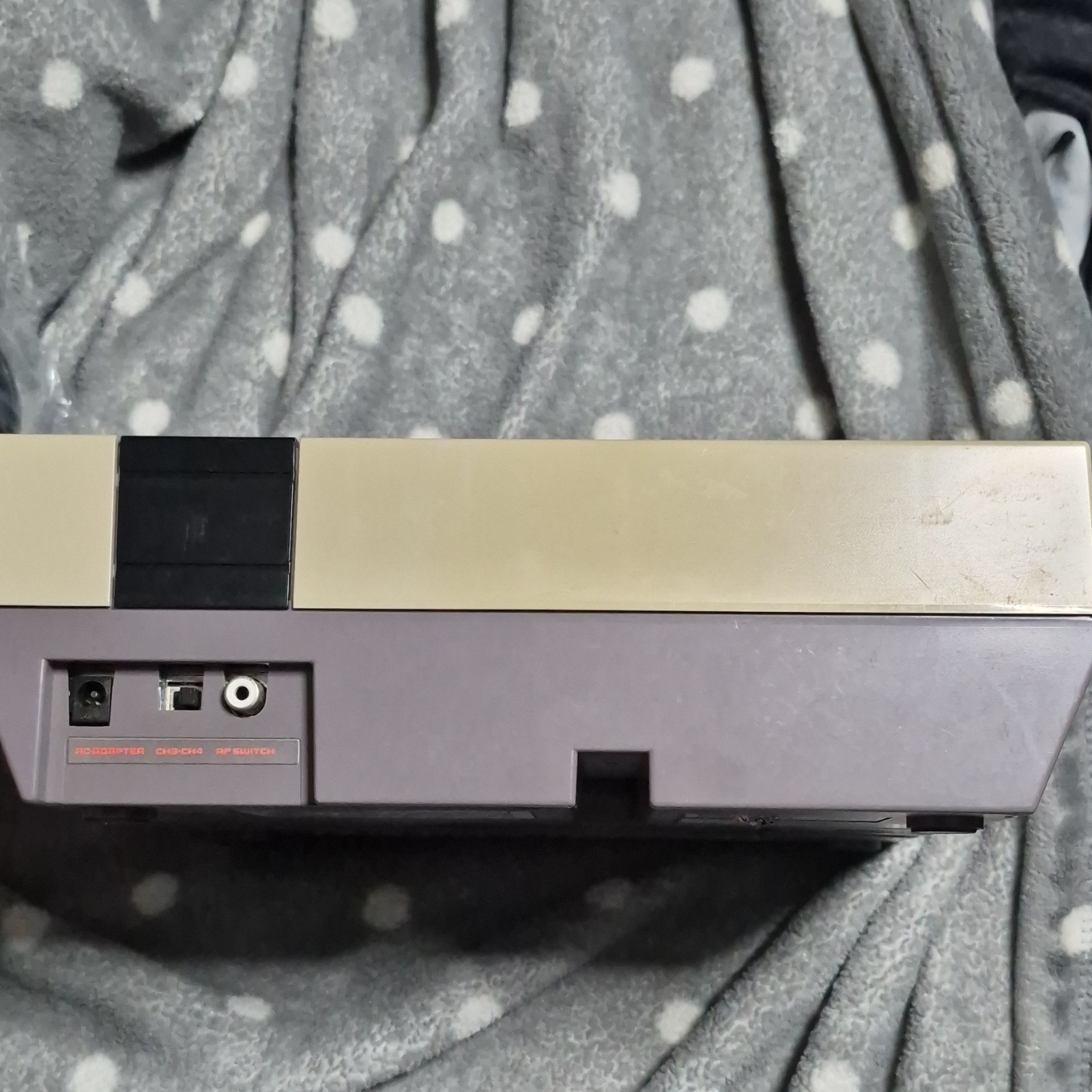Nintendo NES Entertainment System Console NES-001 NTSC-U/C RF Gray 1985