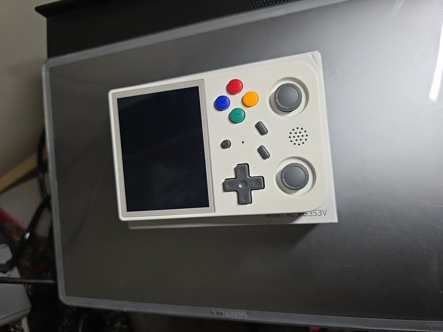 RG353V Retro Handheld Game with Dual OS Android 11 and Linux,RG353V with 64G TF