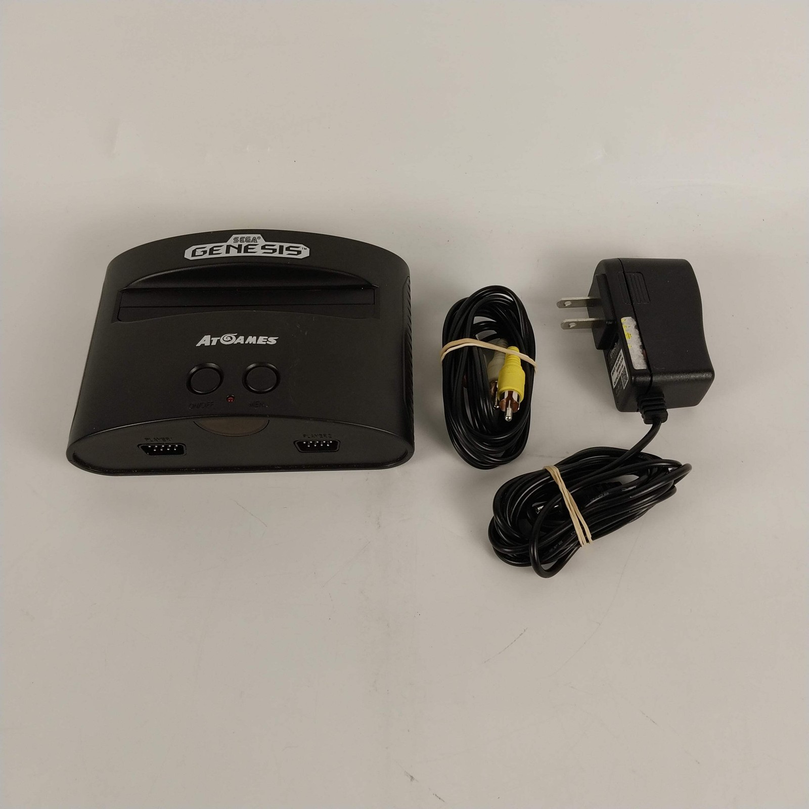 AT Games Sega Genesis Video Game Console Black FB8200R-80 Missing Controller