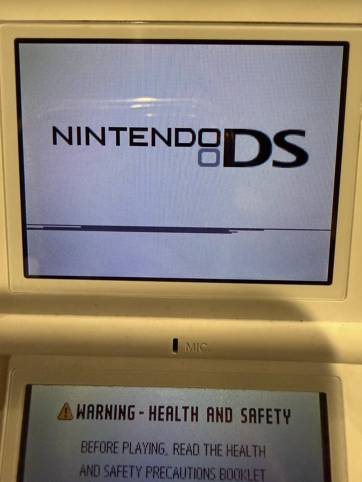 Nintendo DS Lite Handheld Console – Polar White READ DESCRIPTION!!!!