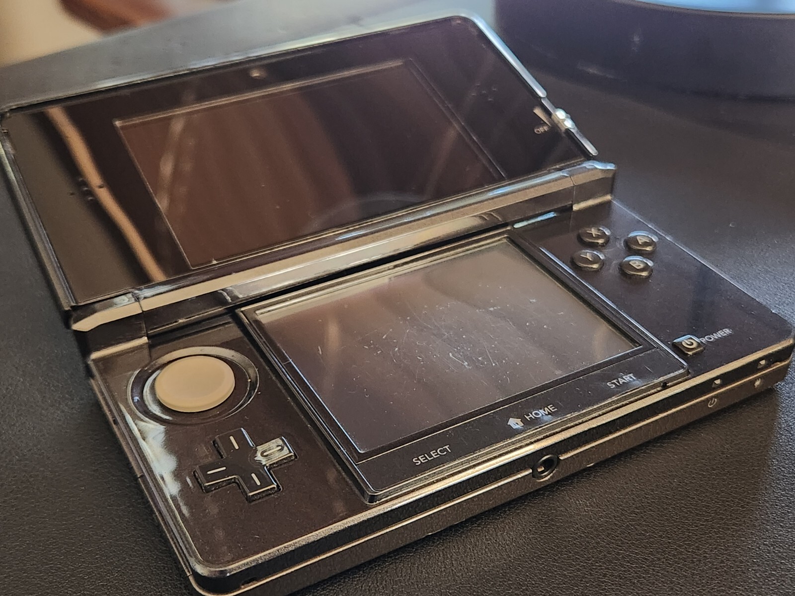 Nintendo 3DS (Original) Used | 4 Games + Charger | Cosmo Black | CTR-001 (USA)